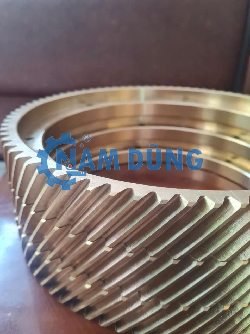 gia-cong-vanh-rang-dong