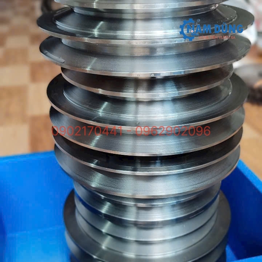 Pully Thép